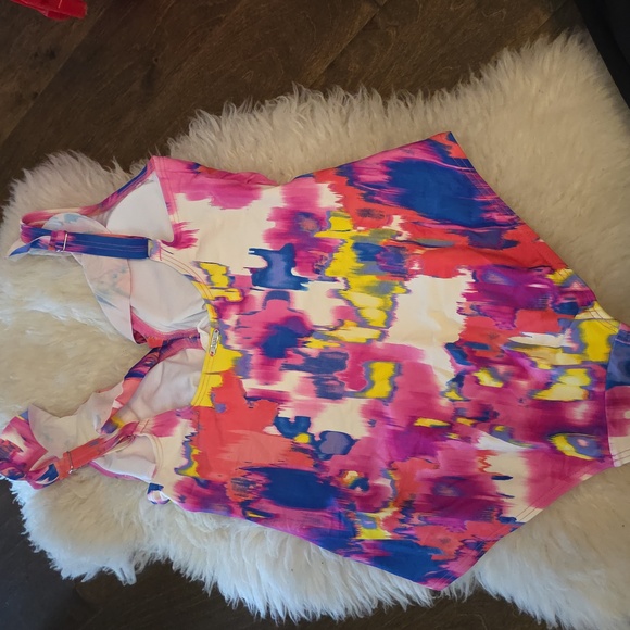 DKNY Ruffle Plunge Tummy-Control One-Piece Swimsuit Size 10 BS28 - Picture 4 of 5